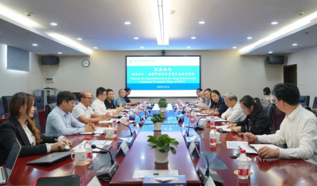 機器人+，產教融合，職業教育，新工科專業建設，人才培養-越疆助力一帶一路，為越南職校來中合作搭橋