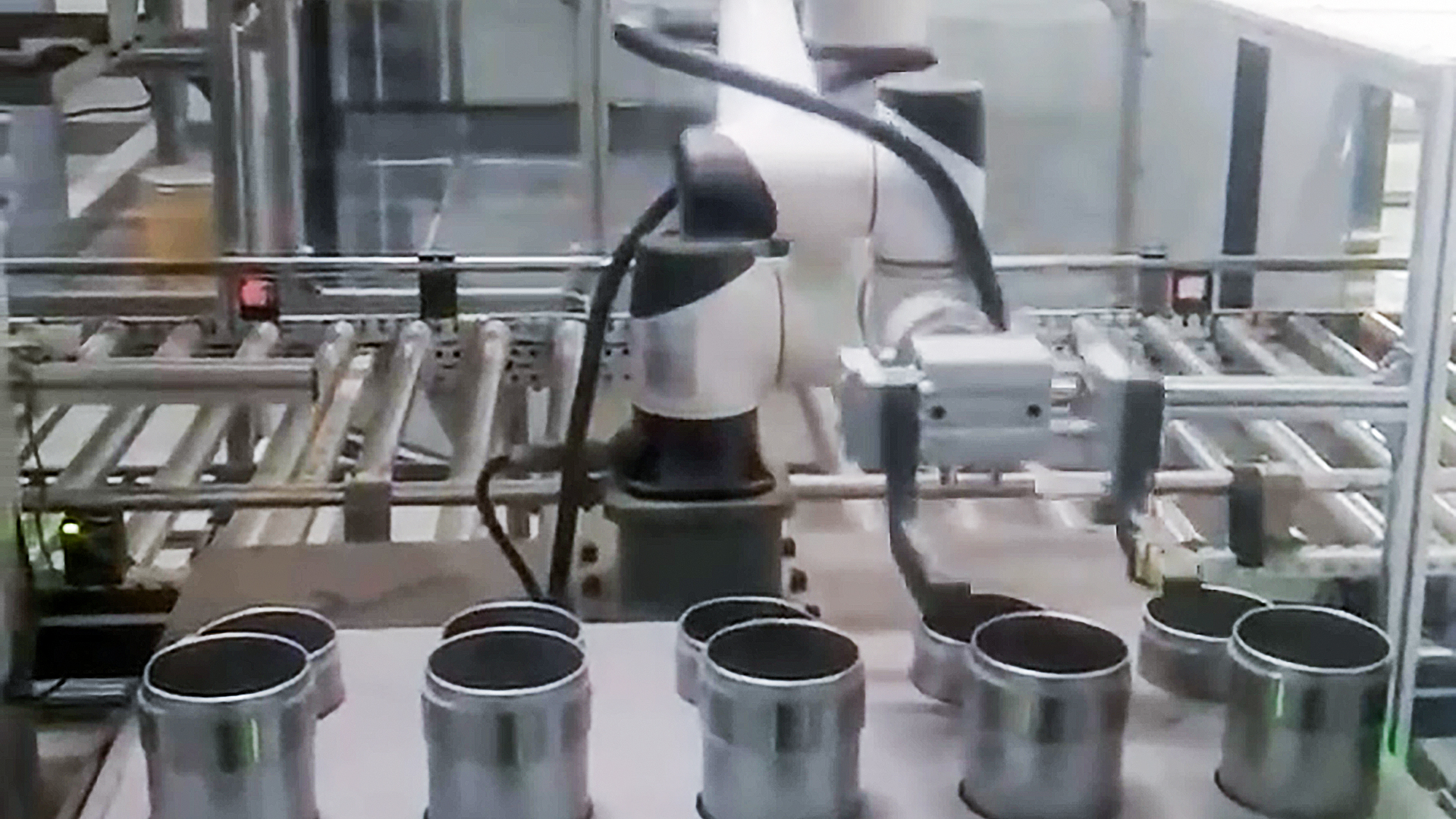 越疆科技,越疆,越疆機器人,越疆官網,dobot,協作機器人,越疆協作機器人,協作機械臂,協作機械手,自動化機械臂,協作機器人品牌,協作機器人制造商,協作機器人研發,具身智能機器人,協作機器人,科研行業應用,樣本收集,樣本運輸,離心處理,化學處理,樣本歸檔,運行效益,安全功能,可靠性認證,化學物品取樣,裝填,重復定位精度,減少實驗傷害,減輕負擔、農業環保實驗室