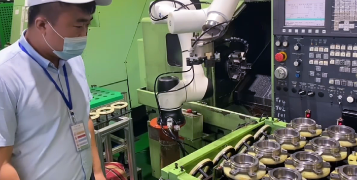 越疆,越疆科技,越疆機器人,CR系列協(xié)作機器人,六軸協(xié)作機器人,人機協(xié)作機器人,CR3,CR5,CR7,CR10,CR12,CR16,CR20A,六軸機器人公司、CNC 機床上下料