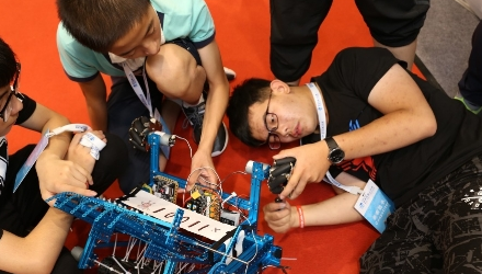 智能機器人,人機協作-機器人工業設計：創新創意引領產業優化
